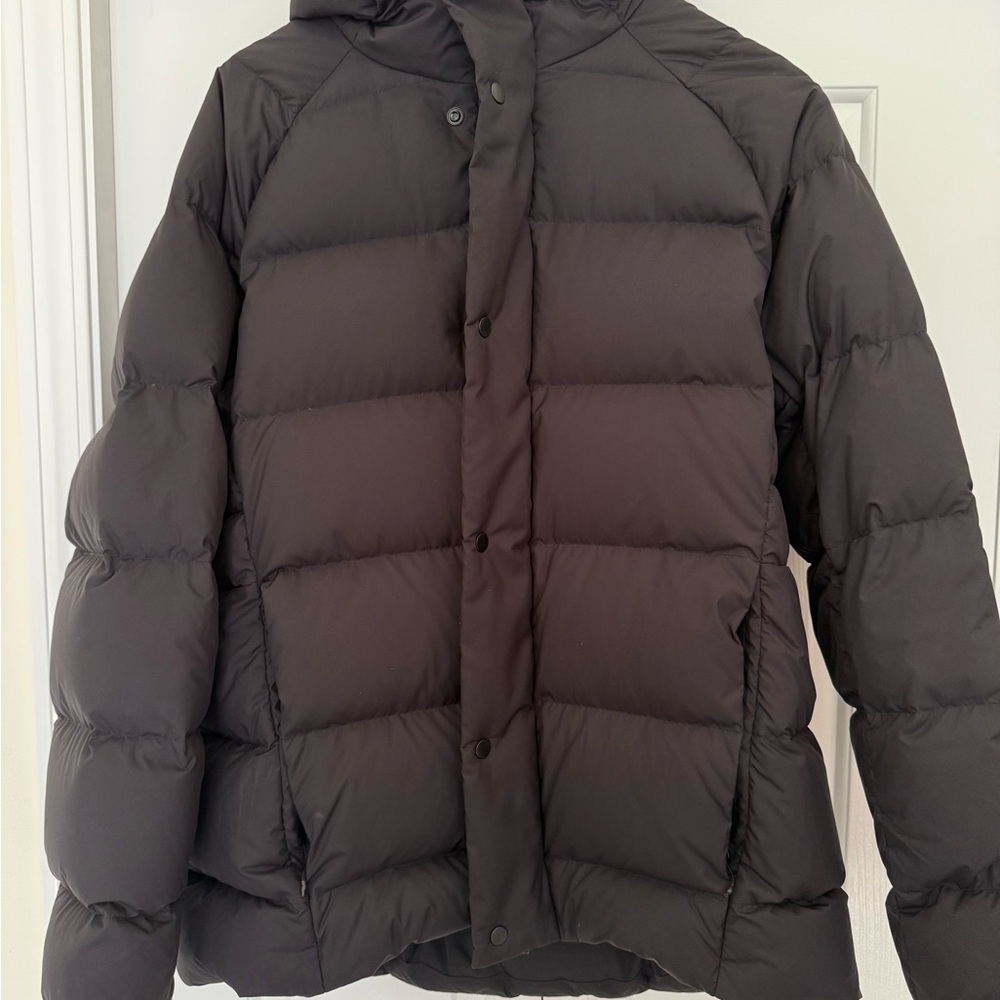 Lululemon Men's Wunder Puff Down Jacket - Size Small